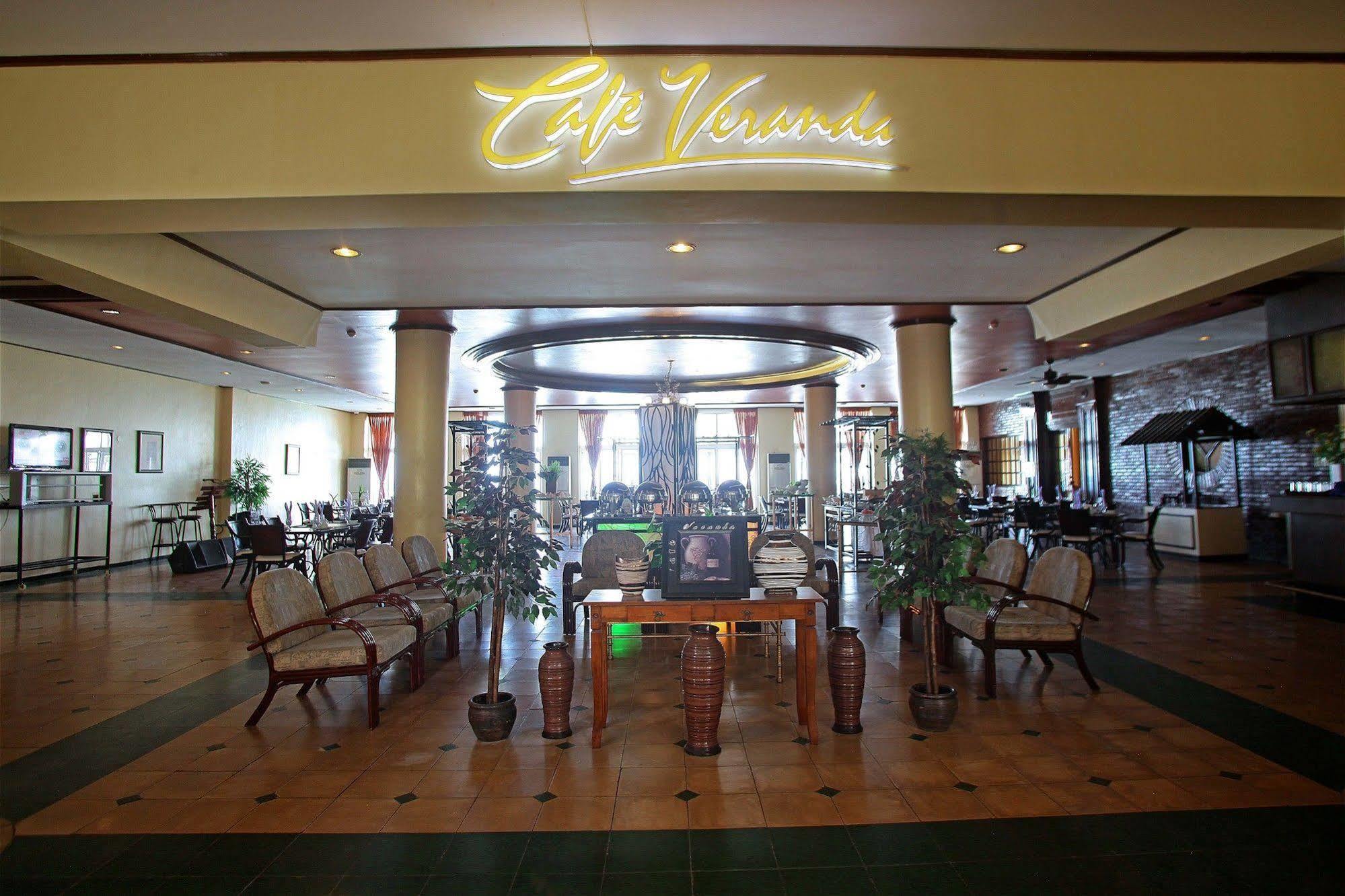 Vista Mar Beach Resort And Country Club Lapu-Lapu City Exterior foto